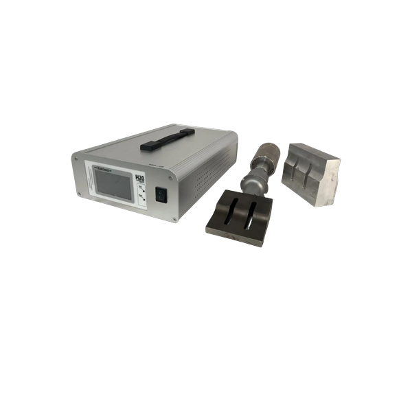 Ultrasonic generators, transducers and horns