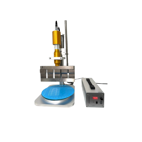 Ultrasonic cutting equipment