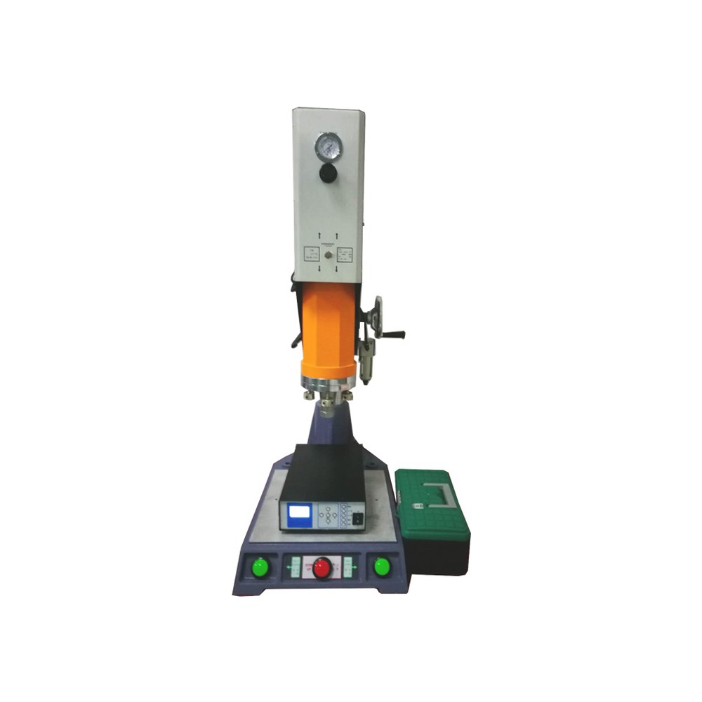 Ultrasonic welder with the 15/20 kHz generator