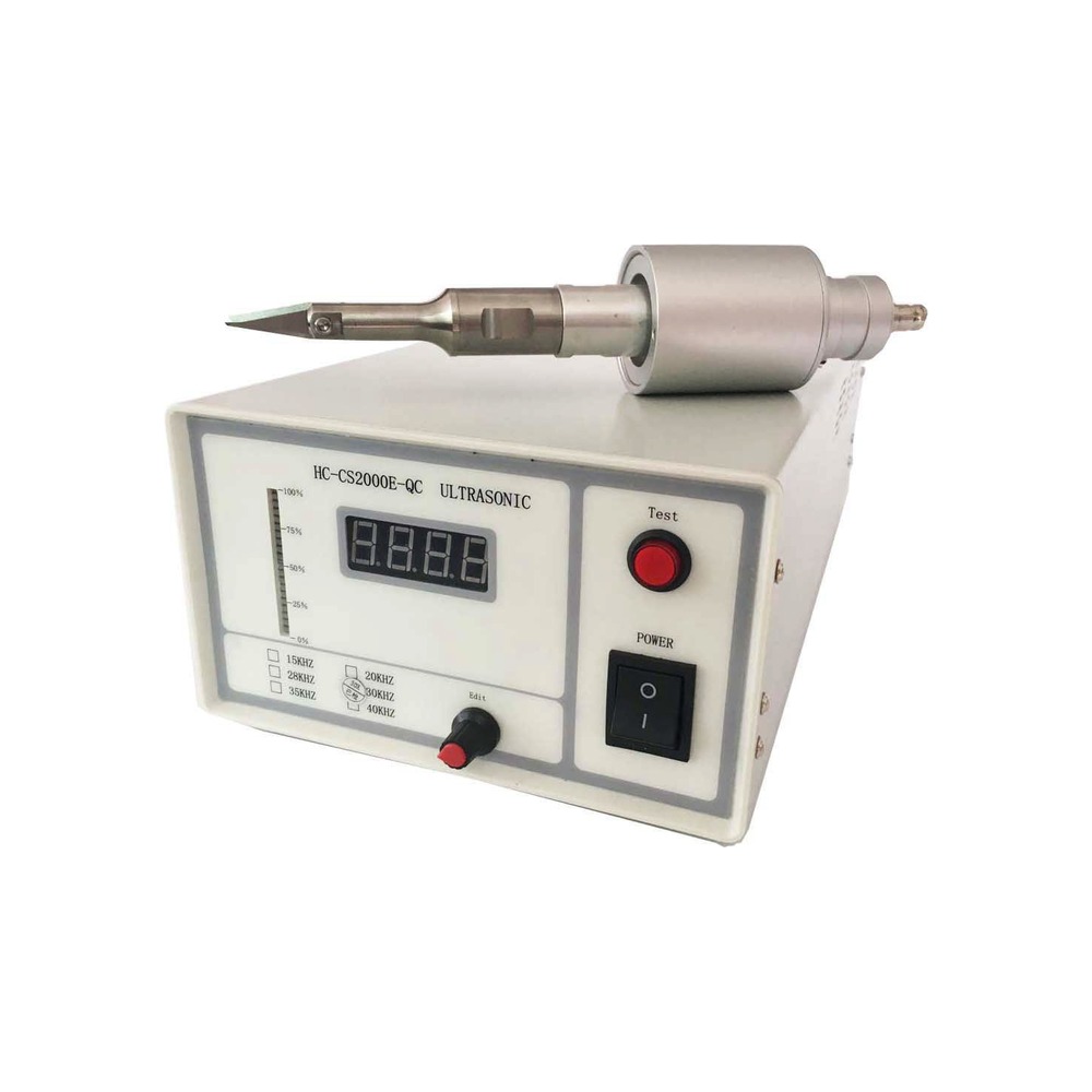 Ultrasonic generator and cutting knife supplied as a matched set