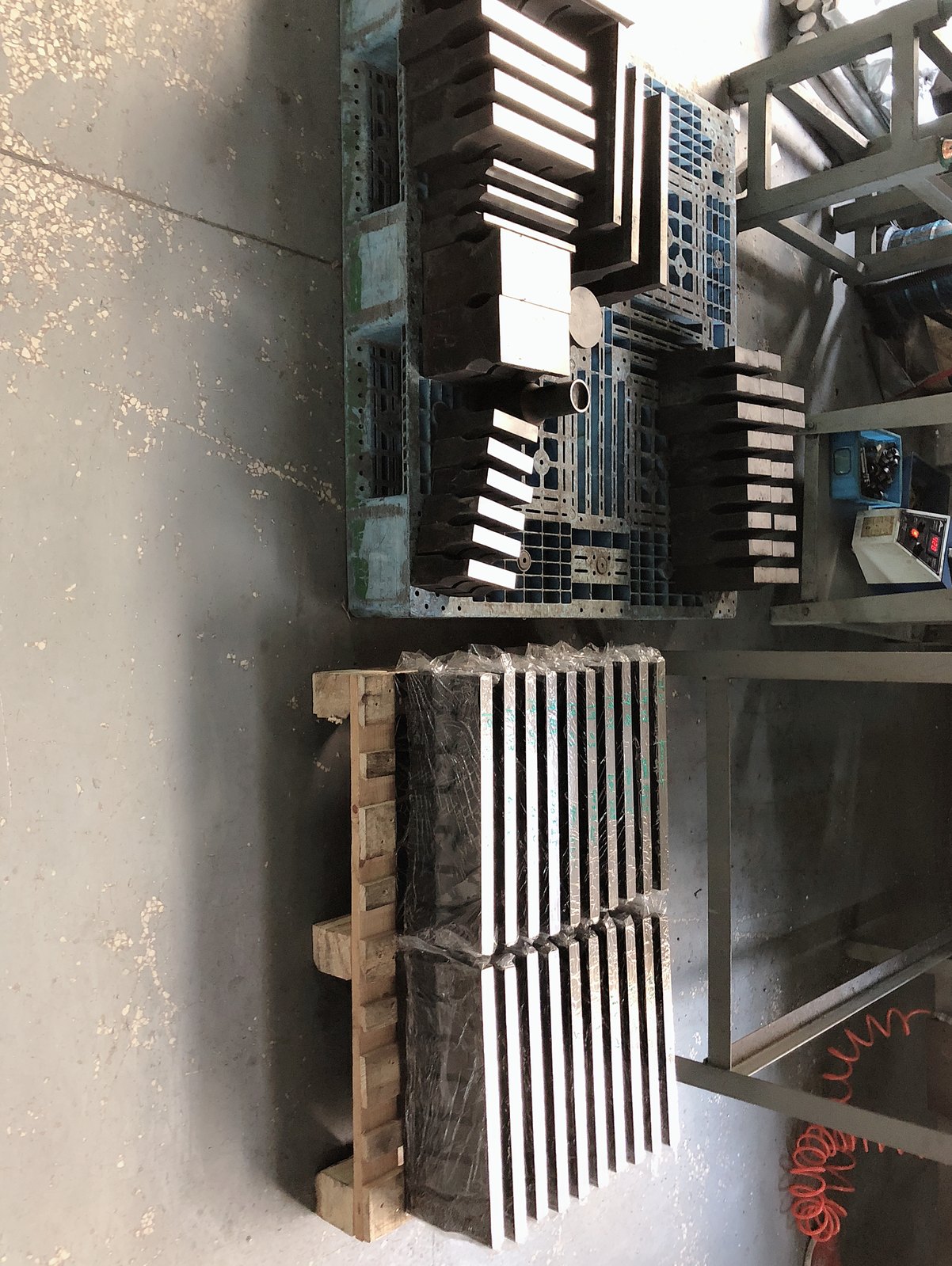 High-power generator units in stock